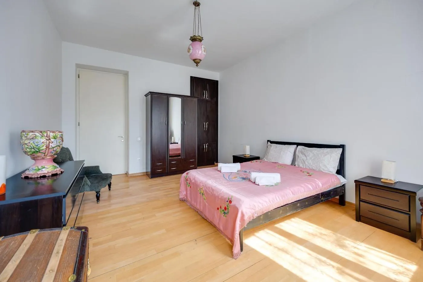 Sofa & Boba'S Apartment 트빌리시